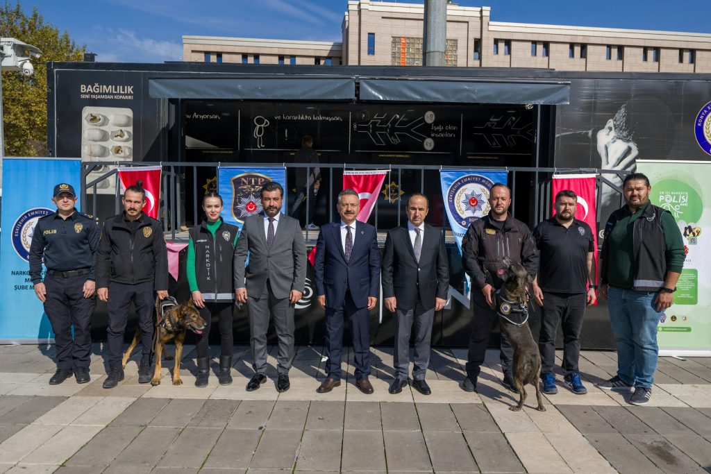 Narko Tır Valilik Meydanı’nda