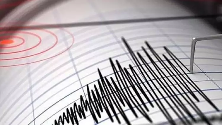 Balıkesir ‘de 6,1’lik deprem! Eskişehir’de de hissedildi
