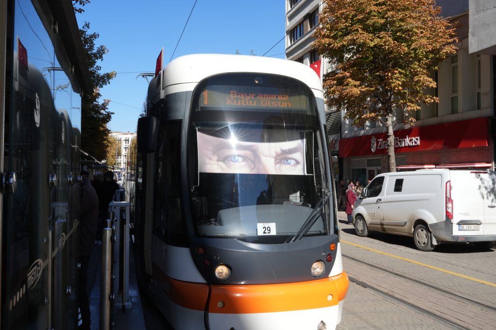 Tramvaylarda cumhuriyet coşkusu