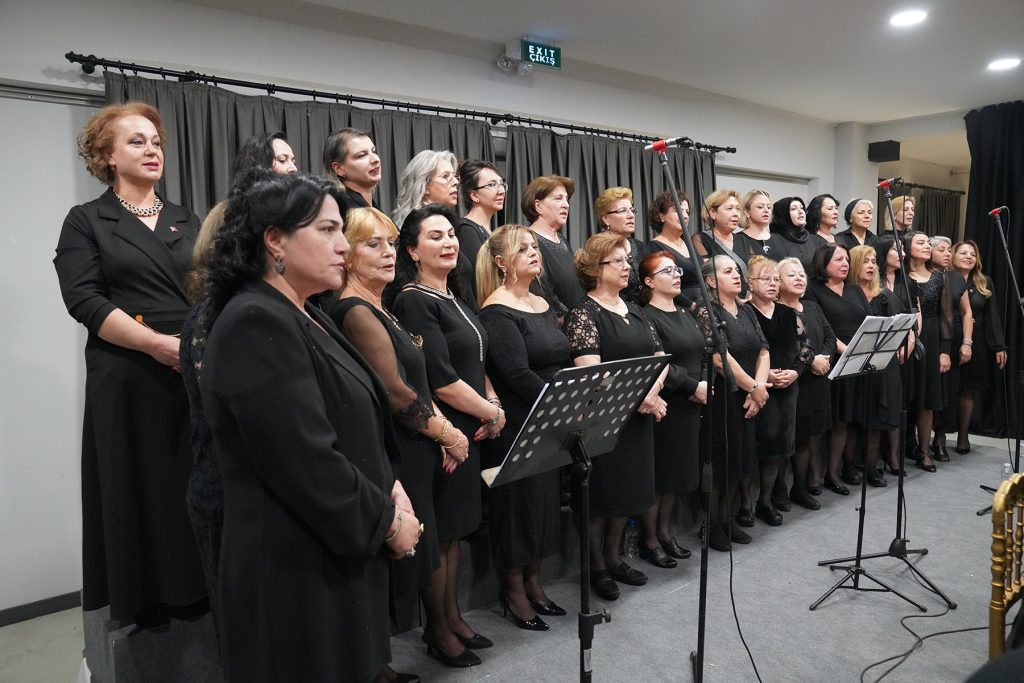 Atatürk sevdiği müziklerle anıldı