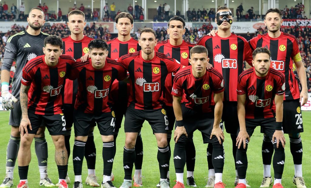 Şimşeklerden galibiyet sevinci