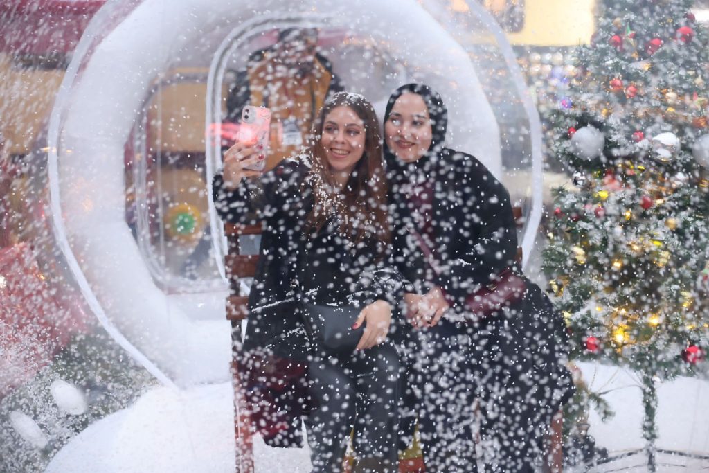 Yeni Yıl Pazarı kapılarını açtı