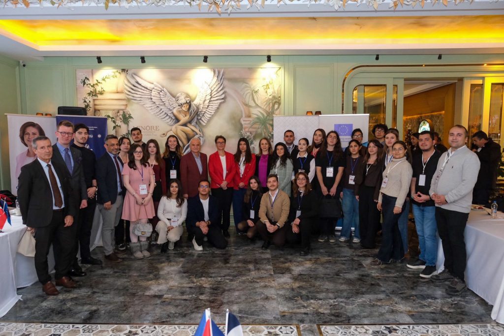 Gençler Avrupa diplomasisiyle tanıştı