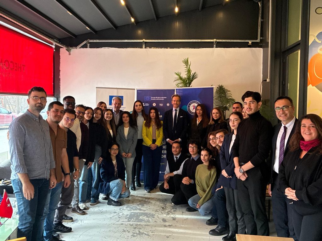 Avrupa Büyükelçileri Eskişehir’de gençlerle buluştu