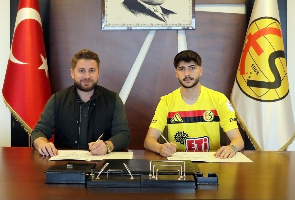 Muhammet Taha Ağdağ Eskişehirspor’da!