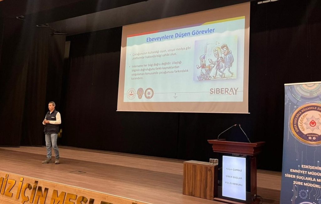 Siber suçlar anlatıldı