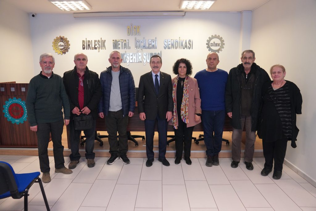 Emekliler ihtiyaçlarını bile karşılayamıyor