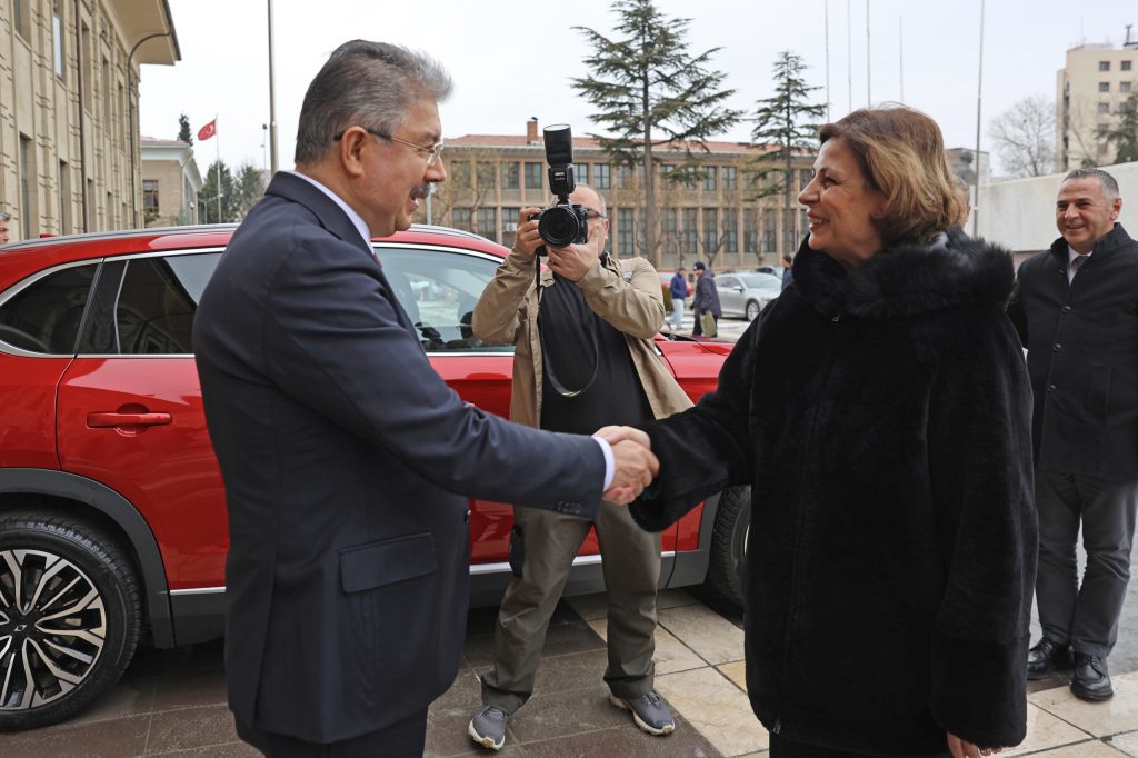 Vali Yılmaz, Ünlüce ve Kurt’u ağırladı