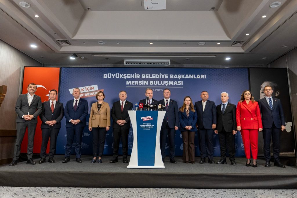 CHP’li başkanlar Mersin’de buluştu