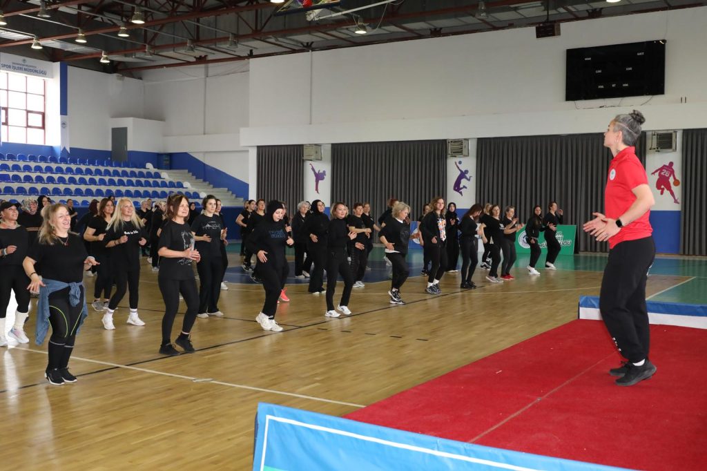 Odunpazarı’ndan 8 Mart’a özel dans ve spor gösterisi