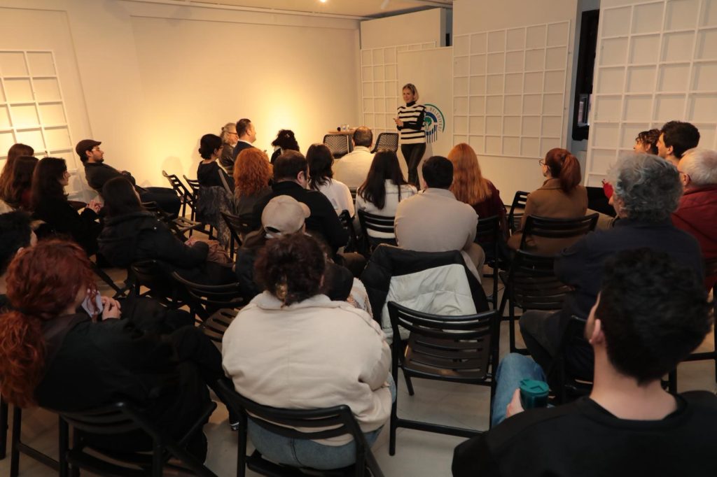 Neslihan Uzer öğrencilerle buluştu