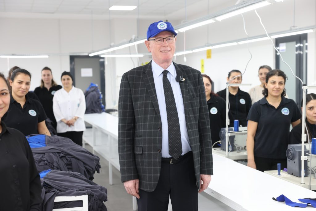 Tekstil Atölyesi şapka üretimine başladı