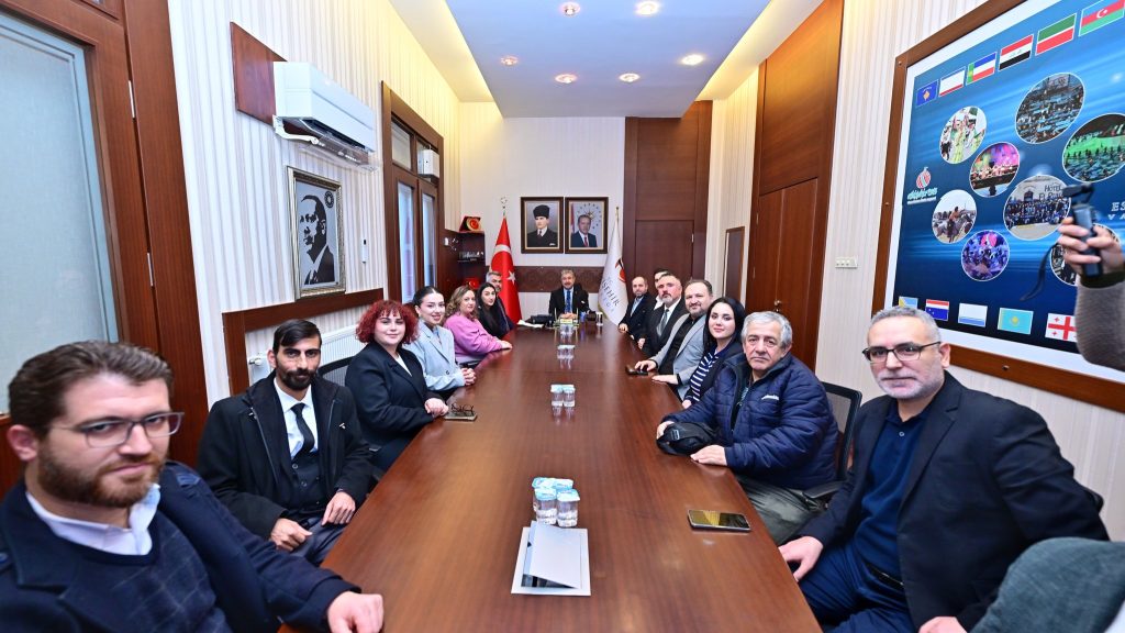 Basın mensupları, kartlarını Vali Yılmaz’dan aldılar