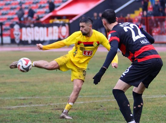 Şimşeklerden 4-0’lık galibiyet sevinci