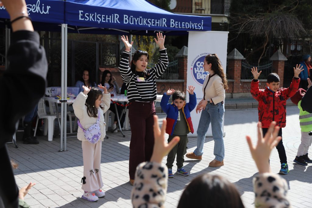 Coşkulu etkinlikler büyük ilgi gördü