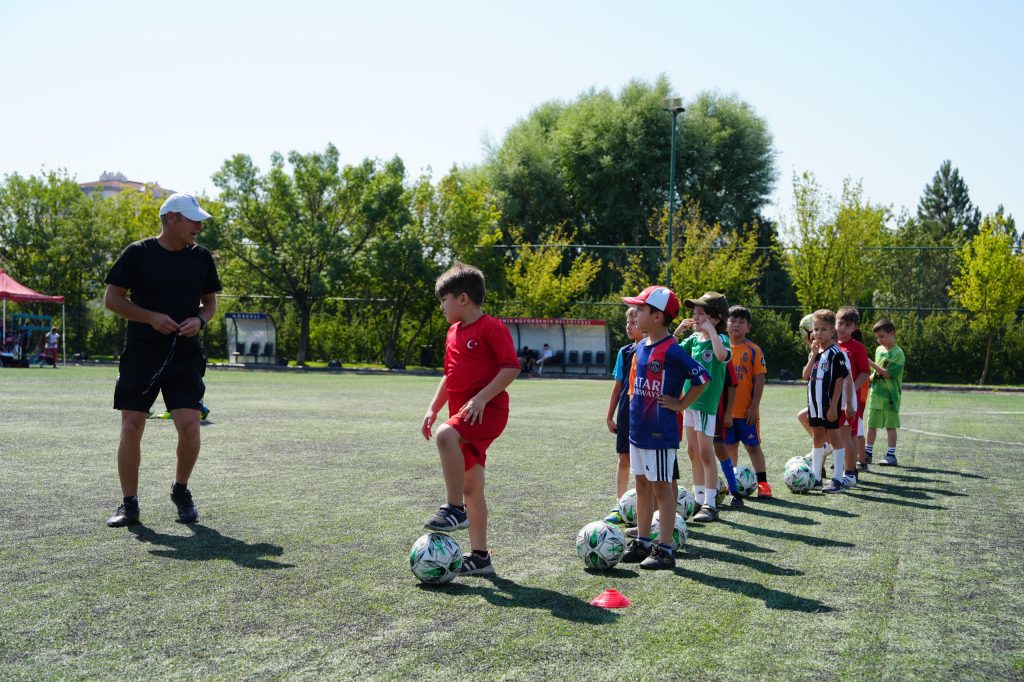 Yetişkin ve çocuk spor eğitimleri başlıyor!