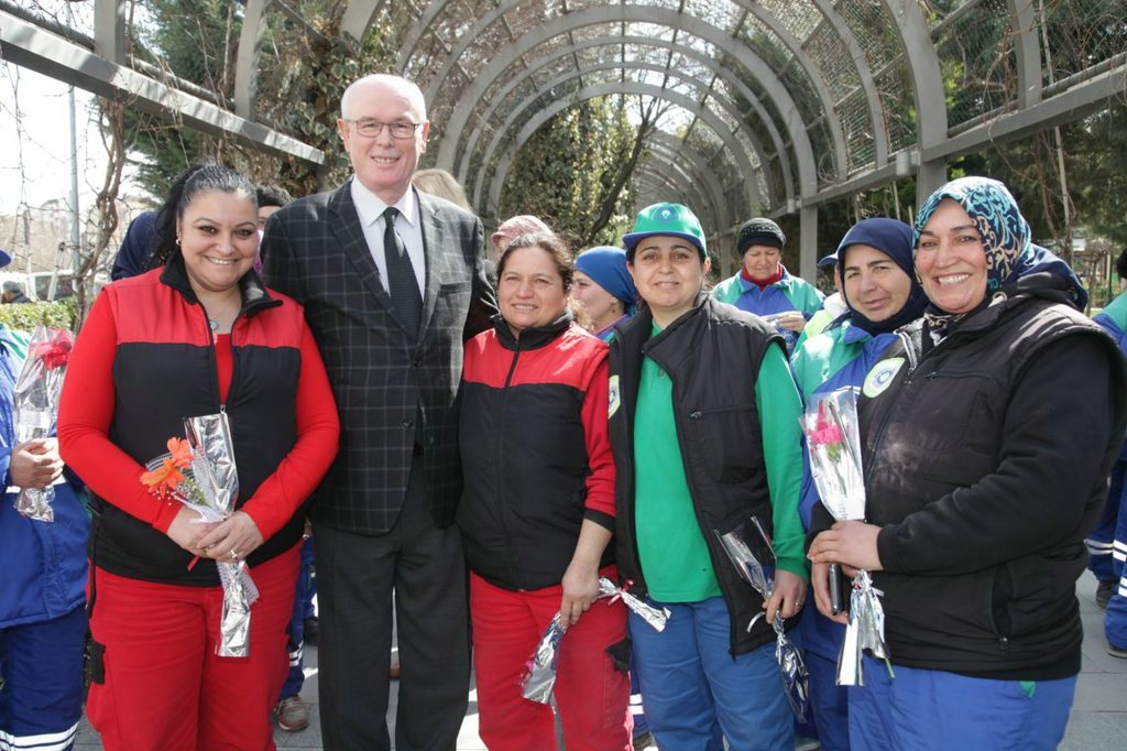 Başkan Kurt 8 Mart mesajı yayımladı