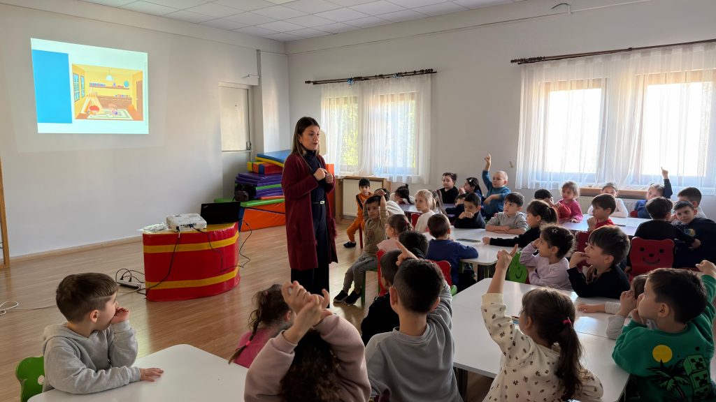 Minik öğrenciler depreme karşı bilinçlendi