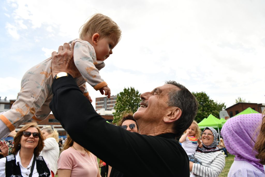 Ataç: ” Bayram umut demektir, moral demektir”