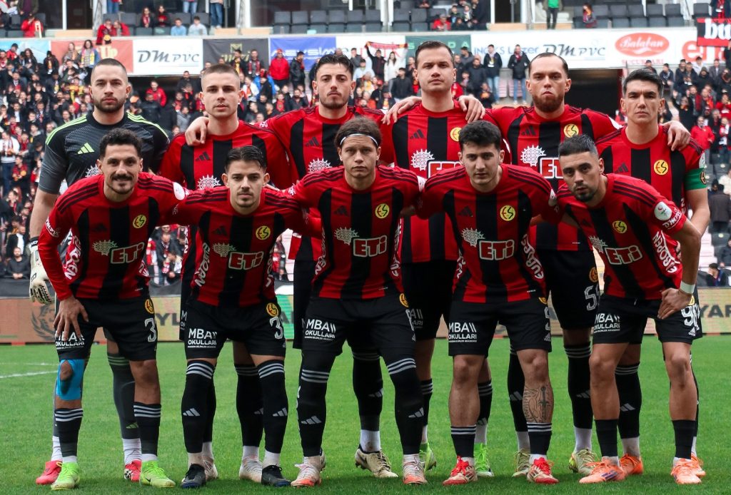 Eskişehirspor’da galibiyet sevinci