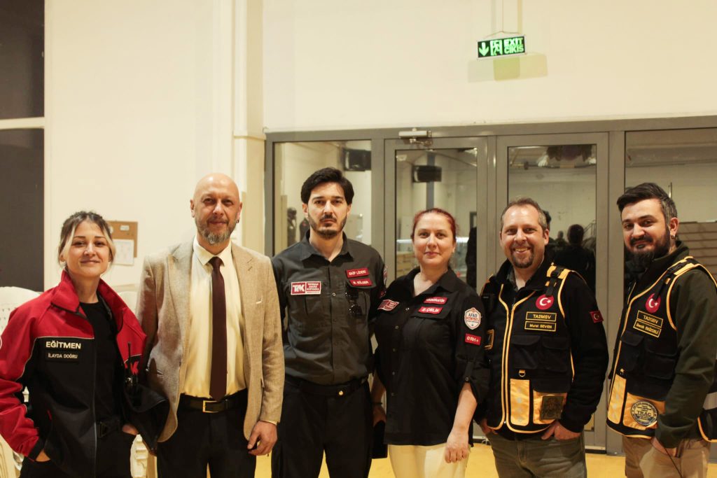 TAK ekibi telsiz eğitimine katıldı