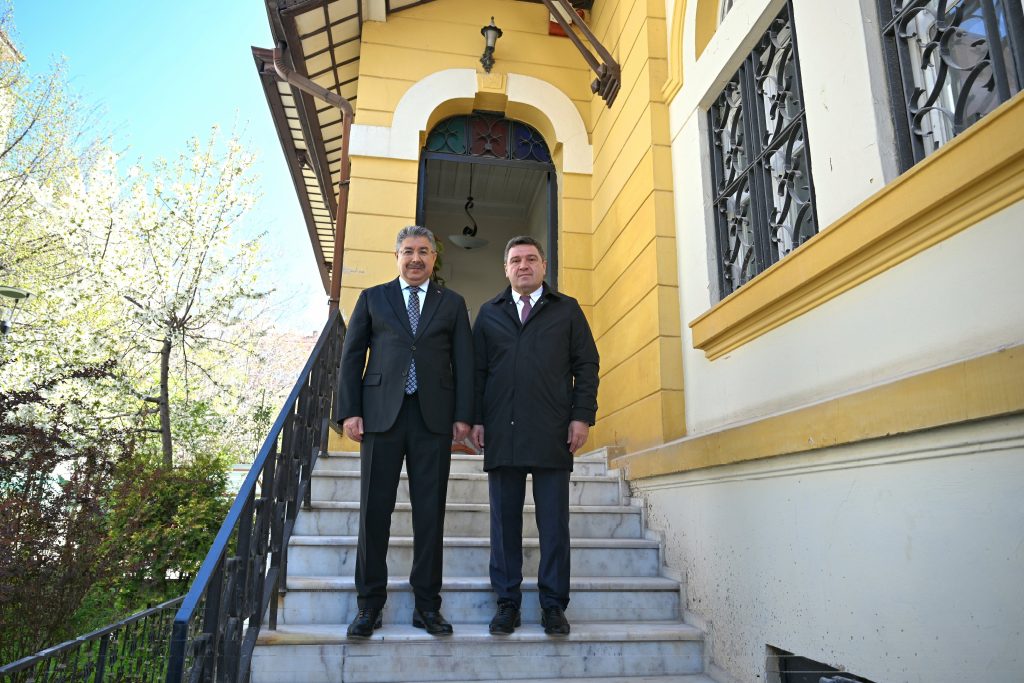 Vali Yılmaz ve Başsavcı Karakülah, Yargıtay Müzesi çalışmalarını yerinde inceledi