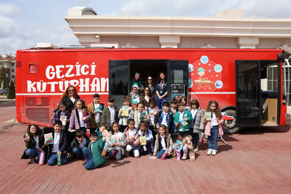 Miniklerden kitaplarla dolu bir hafta