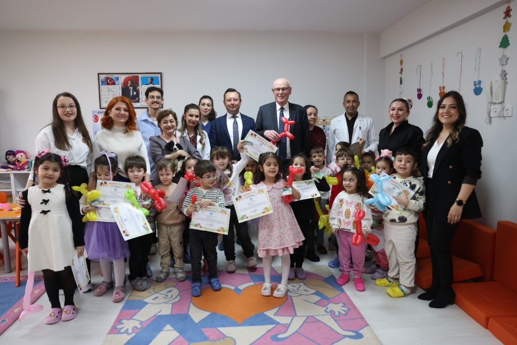 Odunpazarı’nda minik yüreklerden büyük mesaj: “Sevgi varsa umut var”