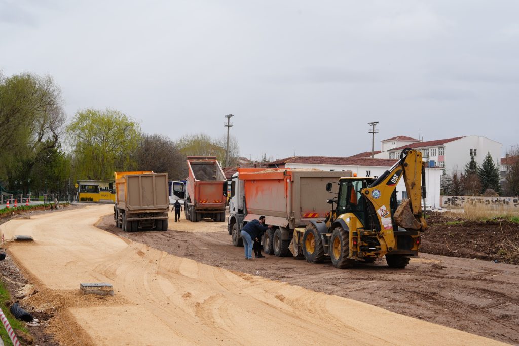 Eskişehir’de iki yeni otoparkın çalışmalarına başlandı