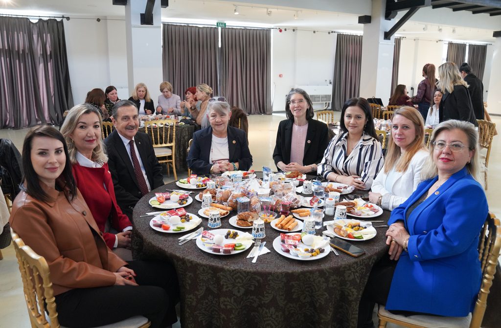 Başkan Ataç: “Kadınların olmadığı yönetim anlayışı eksiktir”