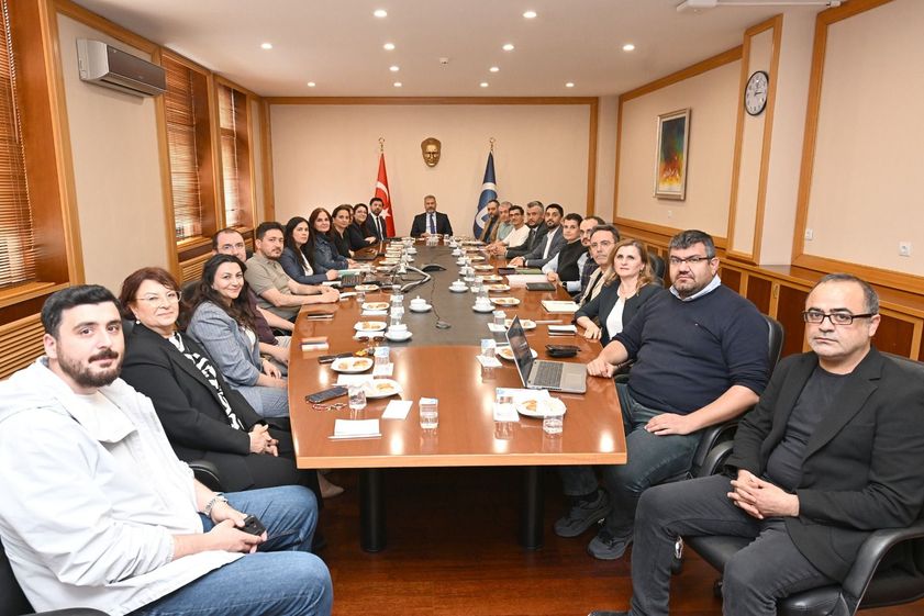 AUPRESS yönetimi ve editörleri bir araya geldi