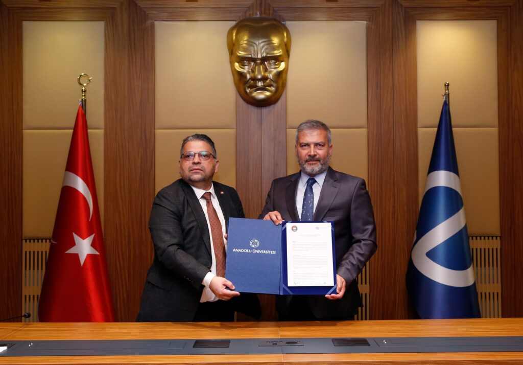Anadolu Üniversitesi ile Eskişehir Barosu arasında iş birliği protokolü imzalandı