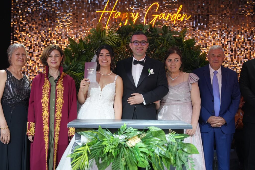 06.06 yılın en yoğun nikâh günlerinden biri oldu