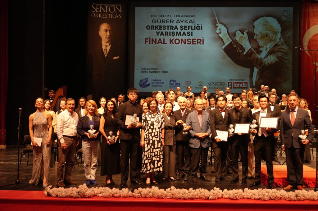 Uluslararası Gürer Aykal Orkestra Şefliği Yarışması görkemli törenle sona erdi