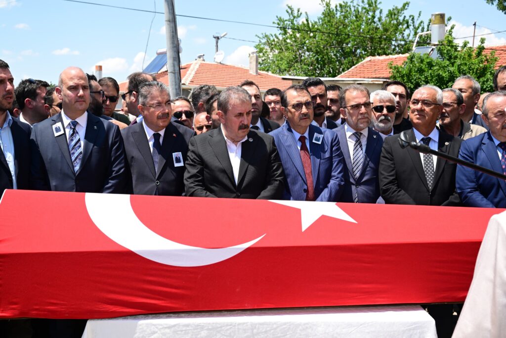 BBP Lideri Destici’nin acı günü