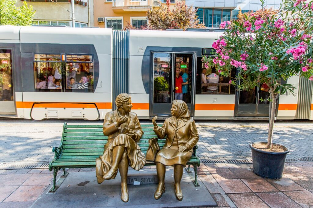 “Dört Mevsim Yaşayan Şehir” temalı yarışmaya başvurular devam ediyor