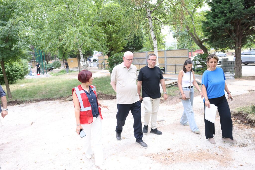 Başkan Kurt 2 Eylül Kültür ve Spor Parkı’ndaki çalışmaları yerinde inceledi