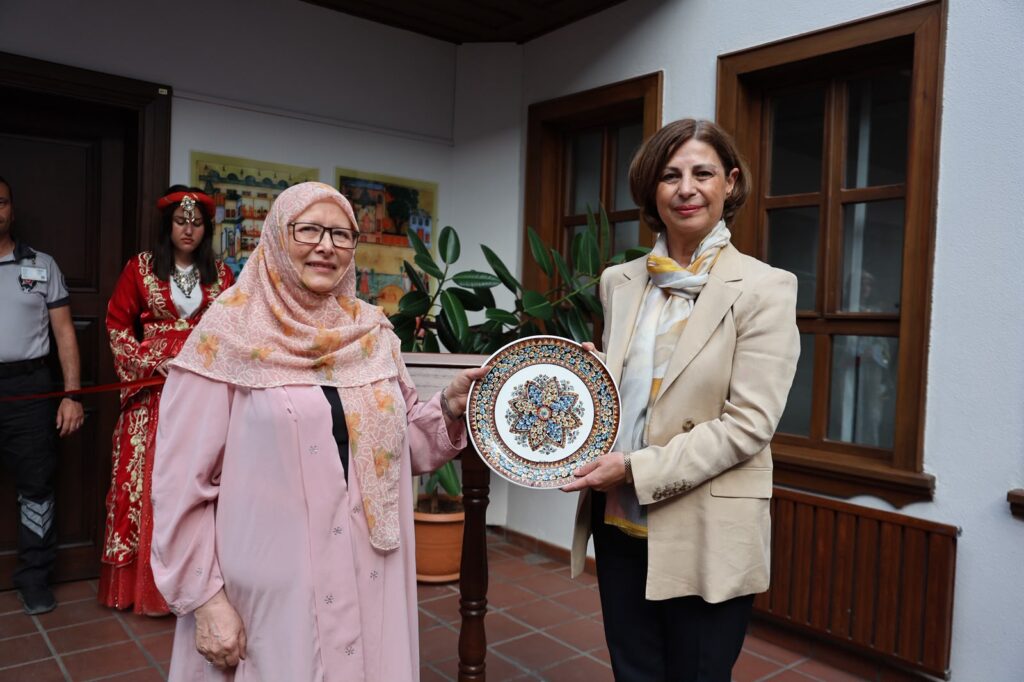 Geçmişin Zarafeti, Kent Müzeleri Kompleksinde sanatseverlerle buluştu