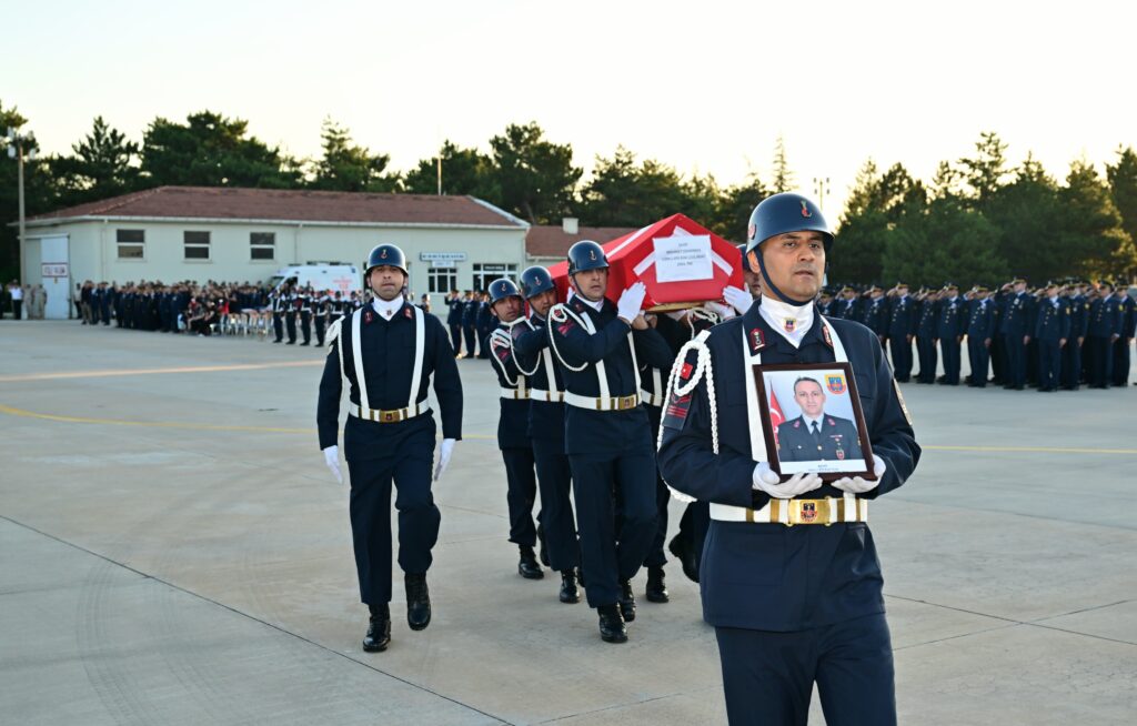 Eskişehir’de şehit düşen Mehmet Demirbaş, memleketi Samsun’a uğurlandı