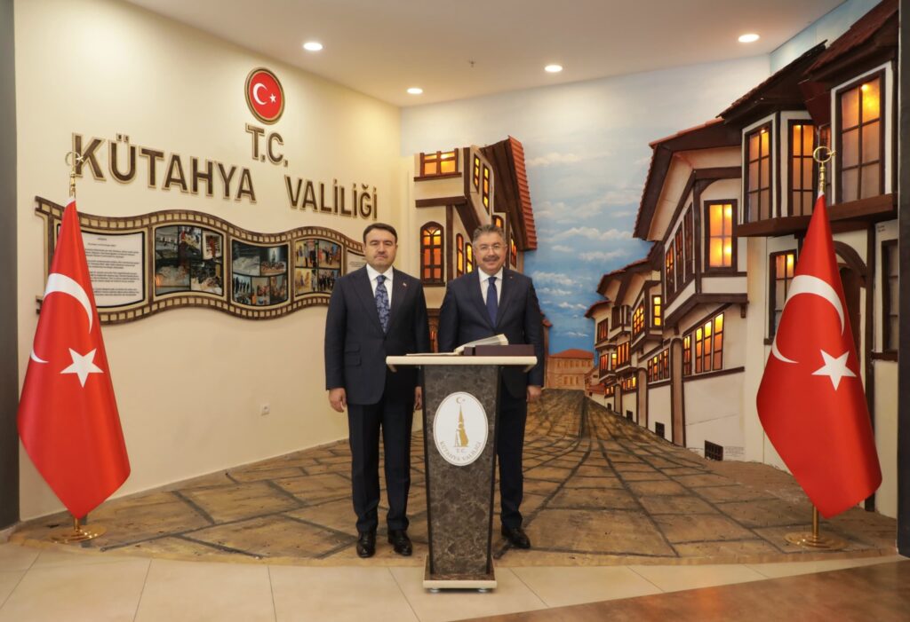Vali Yılmaz’dan Kütahya Valisi Işın’a ziyaret