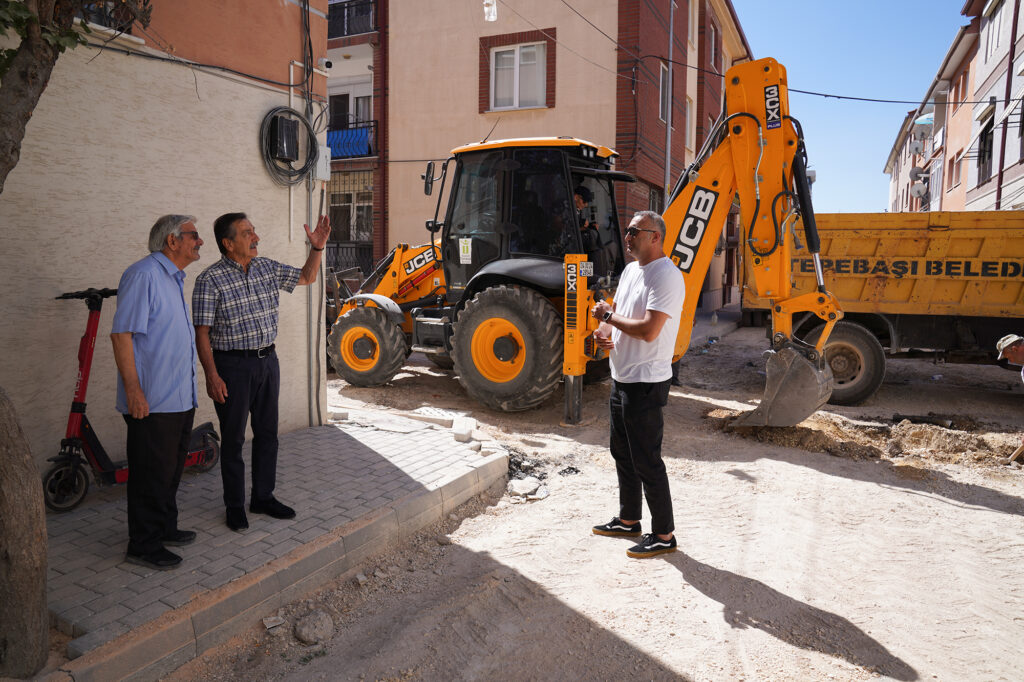 Tepebaşı’ndaki üstyapı çalışmaları devam ediyor