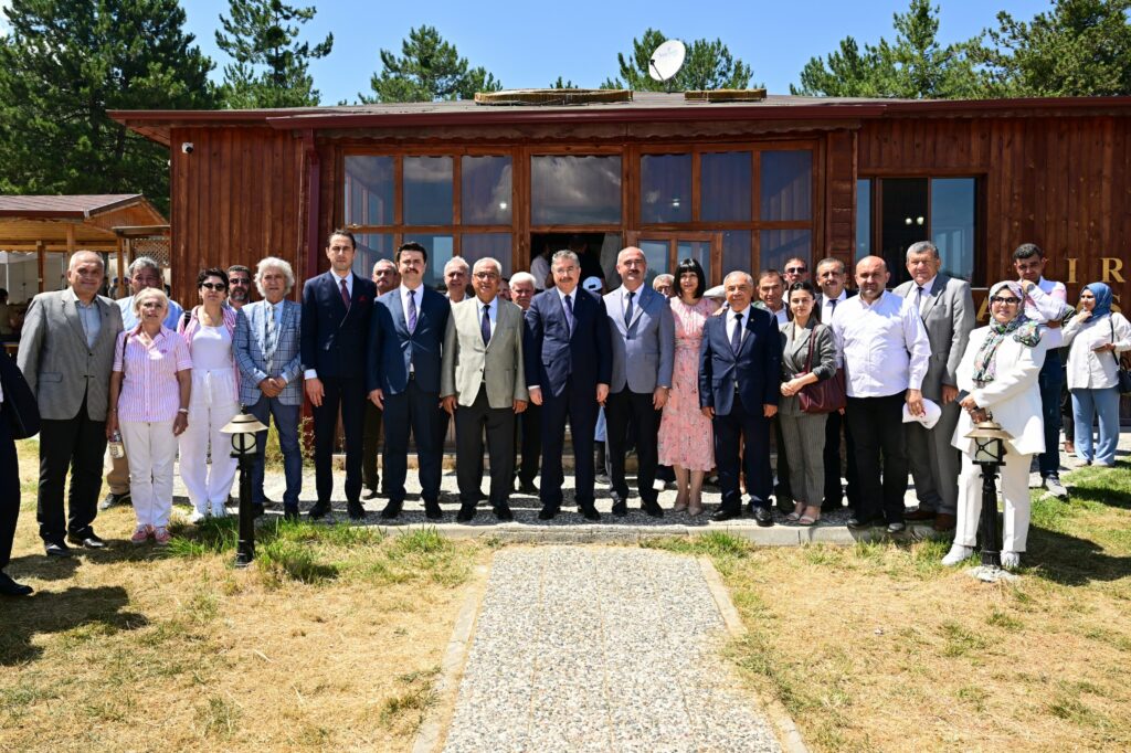 46. Mihalıççıklılar Günü ve Kiraz Festivali törenle kutlandı