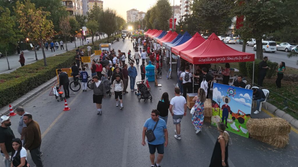 Eskişehir’in ‘Arabasız Pazar’ uygulaması ülkeye örnek oldu