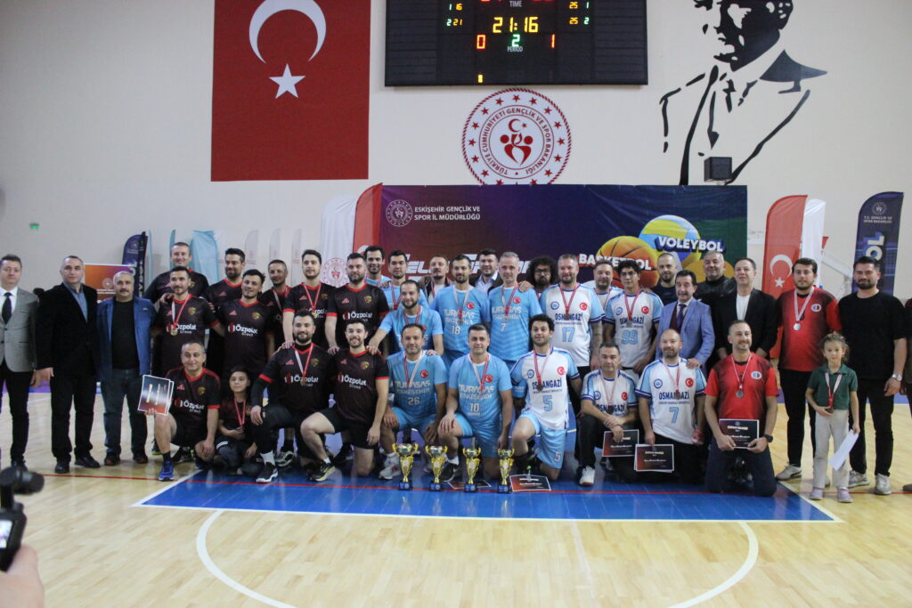 4. Kamu Spor Oyunları Voleybol Erkekler Müsabakaları sona erdi